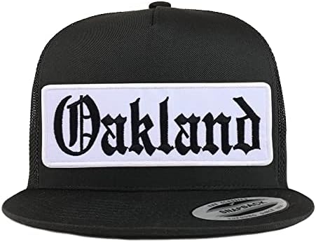 Моден Магазин за дрехи Old English Oakland Patch Бейзболна Шапка с плоска подплата от 5 панели