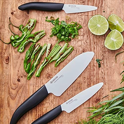 Керамични 3-инчов нож за почистване на зеленчуци Kyocera с дръжка от Захарна тръстика, Черен