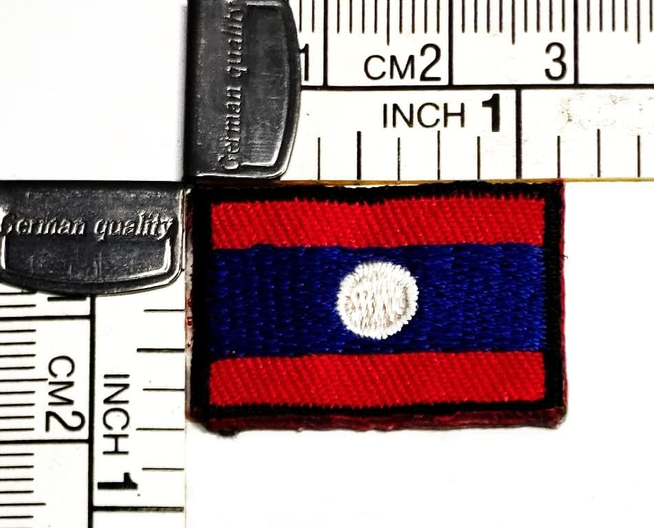 Салфетки Kleenplus 0,6X1,1 инча. Мини Нашивка с Флага на Лаос, Емблемата на Флага на Страната, Униформи, Sew-Железни Ивици,