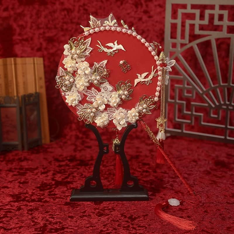 JKUYWX Древни Китайски Декоративни Сватбени Фен на Традиционните Ръчни Вентилатора С Червен Пискюл Кухи Фенове на Булката Сватбена Украса Propo (Цвят: D)