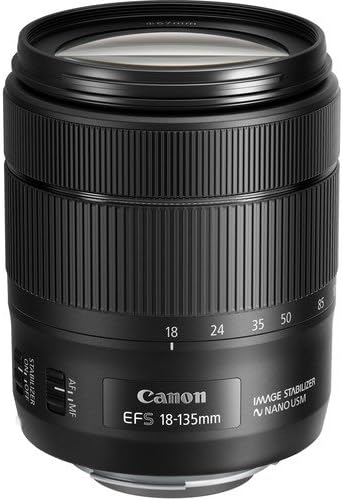 Обектив Canon EF-S 18-135 мм f/3.5-5.6 is USM, с Оптимален набор от аксесоари
