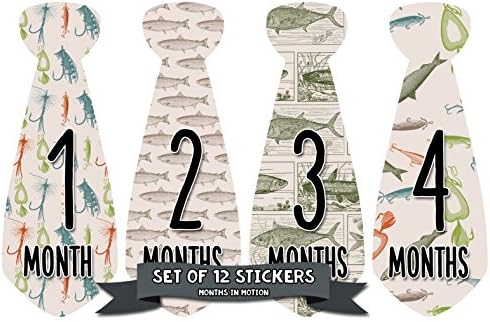 Months In Motion Месечните стикери за бебешка вратовръзка - Стикер за вратовръзка-основни етапи месец на момчето - Стикер за един месец сесии - Подпори за фотосесия на първ?