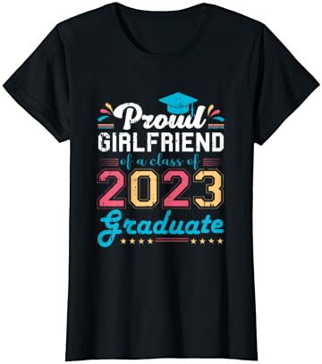 Женска Тениска с Надпис Proud Приятелка Of A Class Of 2023 Graduate За Бала